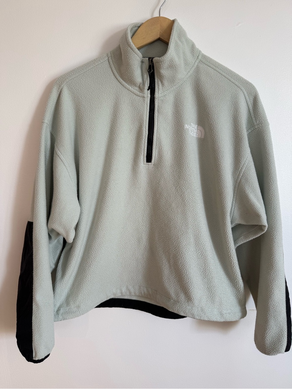 The North Face Sage Mint Green Quarter-Zip Fleece Women’s M